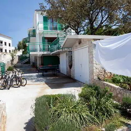 Ljubo Razanj * Rogoznica (Sibenik-Knin)