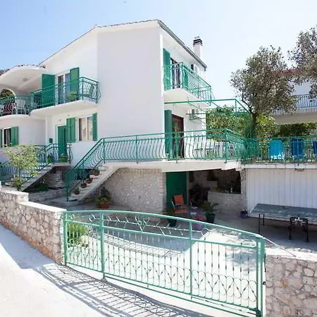 Villa Ljubo Razanj Rogoznica (Sibenik-Knin)