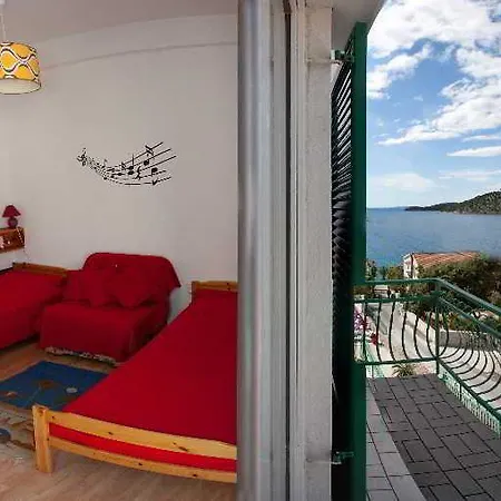 Vila Ljubo Razanj