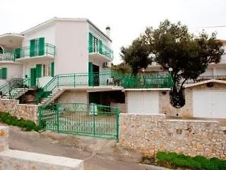 Ljubo Razanj * Rogoznica (Sibenik-Knin)